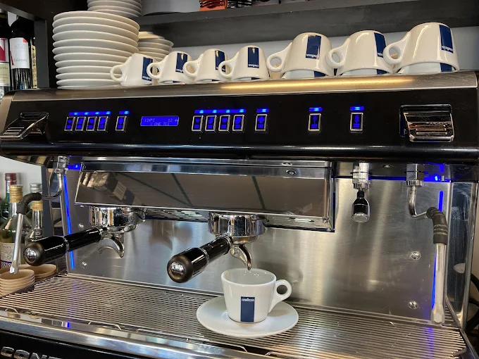 company-cover-L'EXCUSE